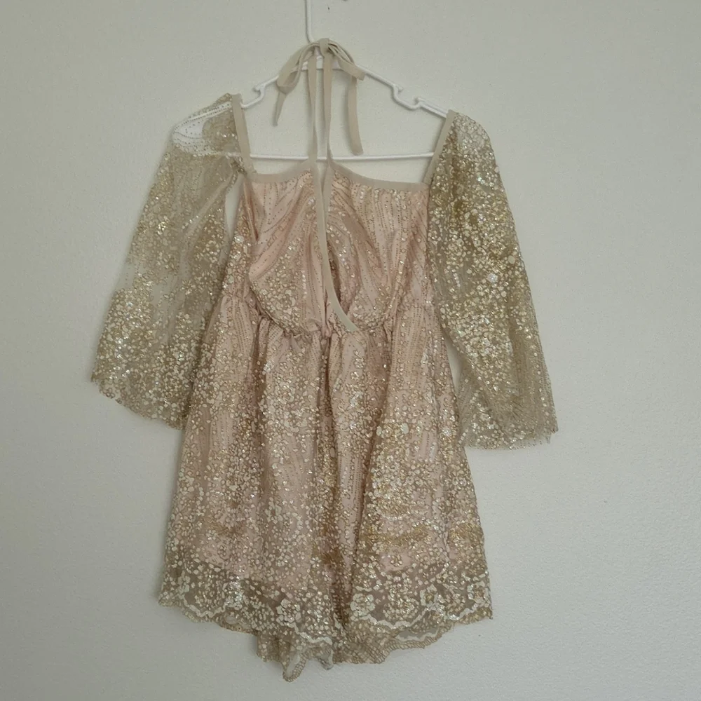 Nasty Gal Pale Pink Sequin Off-Shoulder Romper with Sheer Bell Sleeves Size 4 - Picture 2 of 6